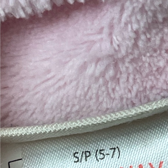 Kids Fuzzy Slouch Slippers - Piggies … rarely worn - Picture 5 of 8